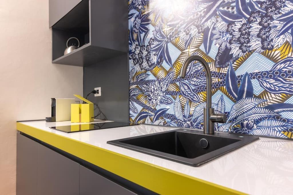Lavi' Suite Elegante Centrale Luminoso Turin Luaran gambar