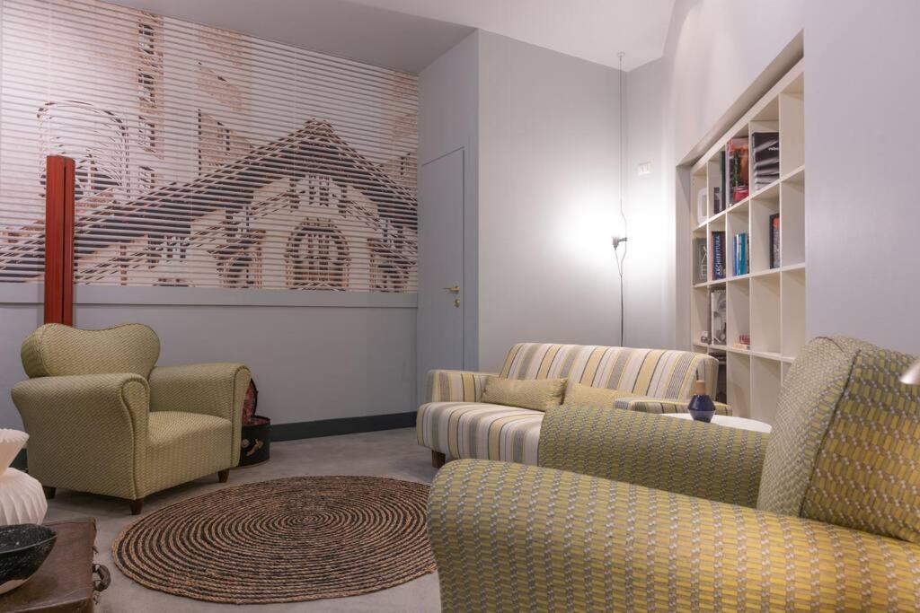 Lavi' Suite Elegante Centrale Luminoso Turin Luaran gambar